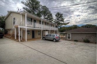 136 Corbin St in Lawrenceville, GA - Building Photo - Building Photo