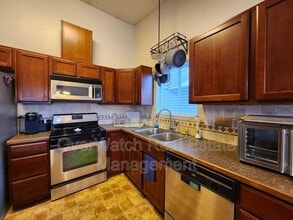 11854 Galloway Loop in Anchorage, AK - Building Photo - Building Photo