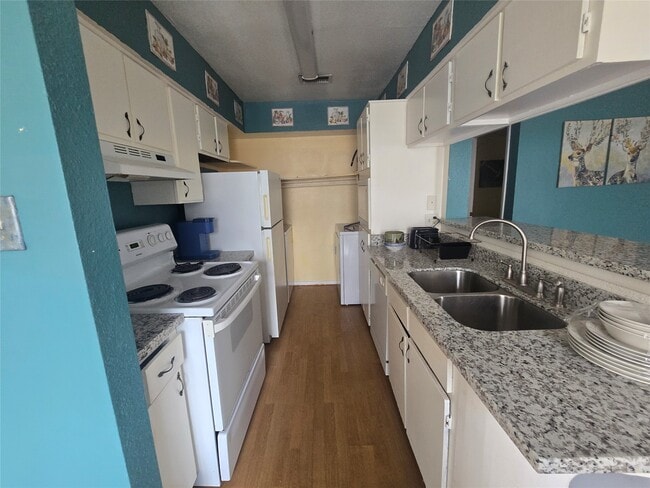 property at 2626 Holly Hall St