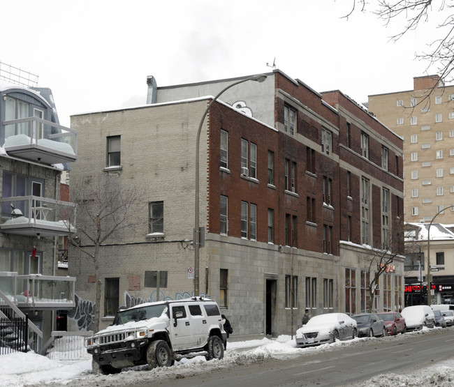 1800 Sainte-Catherine O in Montréal, QC - Building Photo - Building Photo