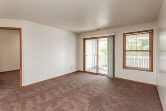 Southern Hills in Marshalltown, IA - Foto de edificio - Interior Photo