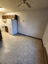 507 S Railroad Ave in Jefferson, SD - Building Photo - Building Photo