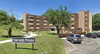 Harvest House in Spring Valley, NY - Building Photo