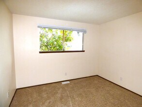 4824 Falcon Ct NE in Salem, OR - Building Photo - Building Photo