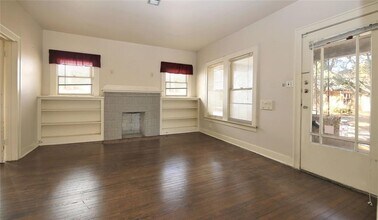 1210 La Rue St in Houston, TX - Building Photo - Building Photo