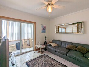 71 Pennsylvania Ave, Unit 1 in Somerville, MA - Building Photo - Building Photo