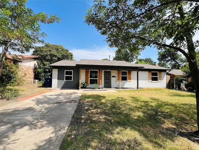 1621 Running River Rd, Unit 25A in Garland, TX - Building Photo - Building Photo