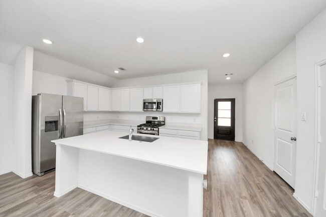 7319 Bridal Ranch Dr