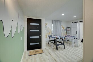 7310 Corta Calle Dr in Houston, TX - Building Photo - Building Photo