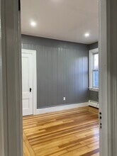 33 White St, Unit 2 floors in Pawtucket, RI - Building Photo - Building Photo