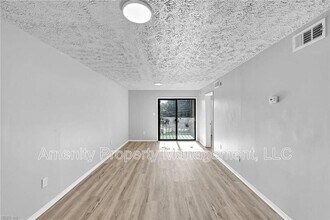 620 Celey St in Hampton, VA - Building Photo - Building Photo