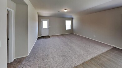 9920 Rattlesnake Ln in Yukon, OK - Building Photo - Building Photo