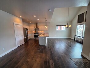 3378 S 22nd Ave in Bozeman, MT - Building Photo - Building Photo