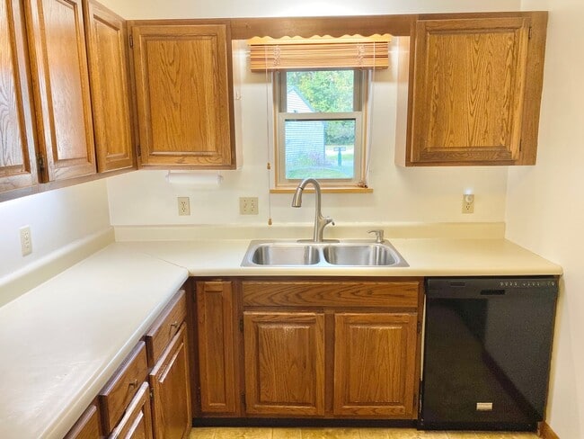 property at 6 Hideaway Ln