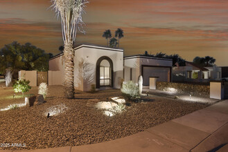 5613 N 76th Pl in Scottsdale, AZ - Building Photo - Building Photo