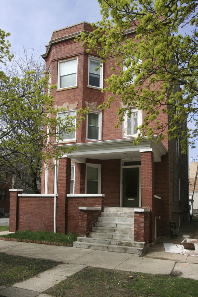 5300 N Paulina St in Chicago, IL - Foto de edificio - Building Photo