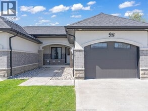 98 Houghton St in Essex, ON - Building Photo - Building Photo
