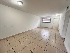 1380 W 41st St in Hialeah, FL - Building Photo - Building Photo