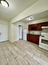 1659 N 56th St in Philadelphia, PA - Building Photo - Building Photo