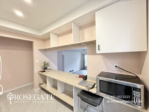 114 Centre St N in Brampton, ON - Building Photo - Building Photo