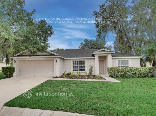 property at 505 Seven Oaks St