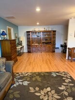 1 Osmond Way in Delanco, NJ - Building Photo