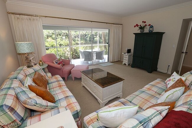 4250 Lake Forest Dr in Bonita Springs, FL - Building Photo - Building Photo