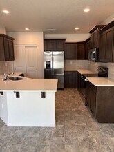 749 N Doumit Dr in Moses Lake, WA - Building Photo - Building Photo