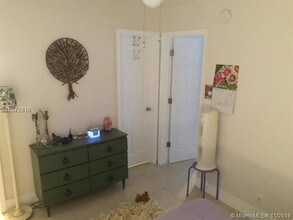 1816 SW 11th Ct-Unit -2 in Fort Lauderdale, FL - Building Photo - Building Photo