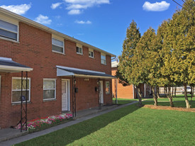 Yearling Green Apartments