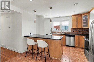 1753 Heron Rd in Ottawa, ON - Building Photo - Building Photo