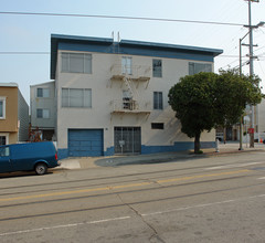 4000 Judah St in San Francisco, CA - Building Photo - Building Photo