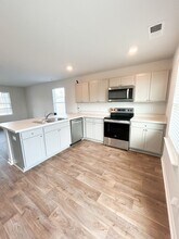 4008 Cypress Frst Wy in Bolivia, NC - Building Photo - Building Photo