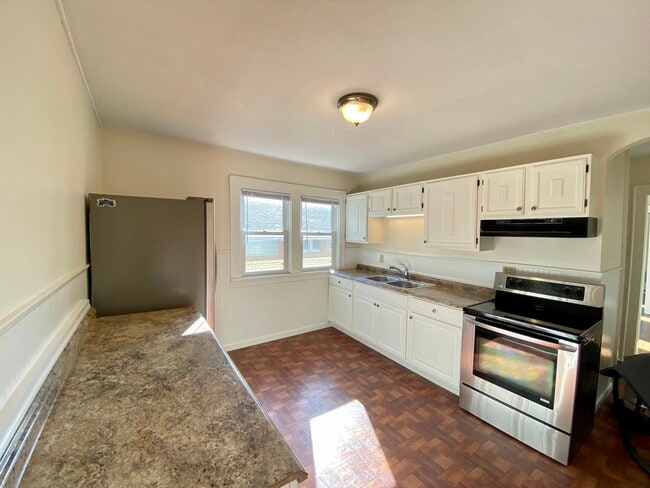 244 Woodruff Ave in Syracuse, NY - Building Photo - Building Photo