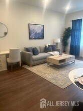 5107 Drwal Pl in Sayreville, NJ - Building Photo - Building Photo