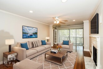 1202 Pine Heights Dr NE in Atlanta, GA - Building Photo - Building Photo