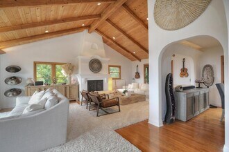 940 Arbolado Rd in Santa Barbara, CA - Building Photo - Building Photo