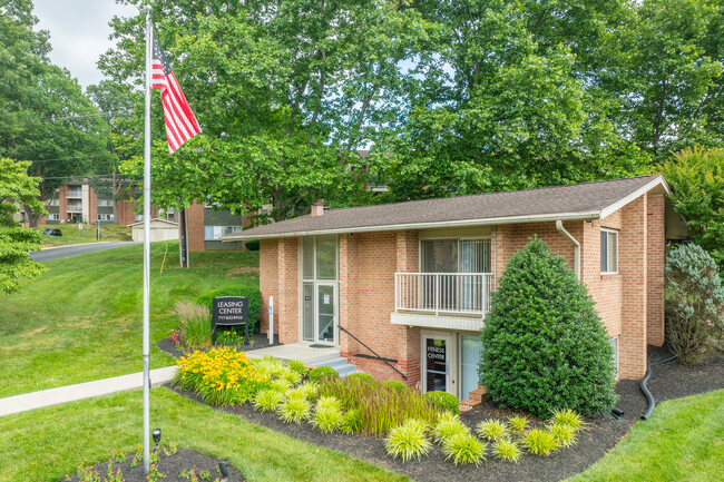 York Apartments in York, PA - Foto de edificio - Building Photo