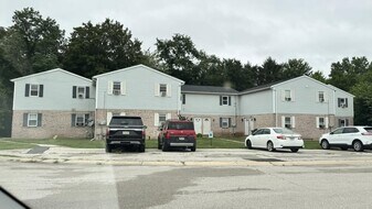 3709 Tiffany Dr, Unit B in Dover, PA - Building Photo