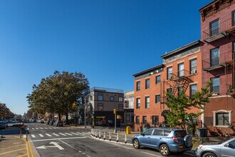 670 4th Ave in Brooklyn, NY - Building Photo - Building Photo