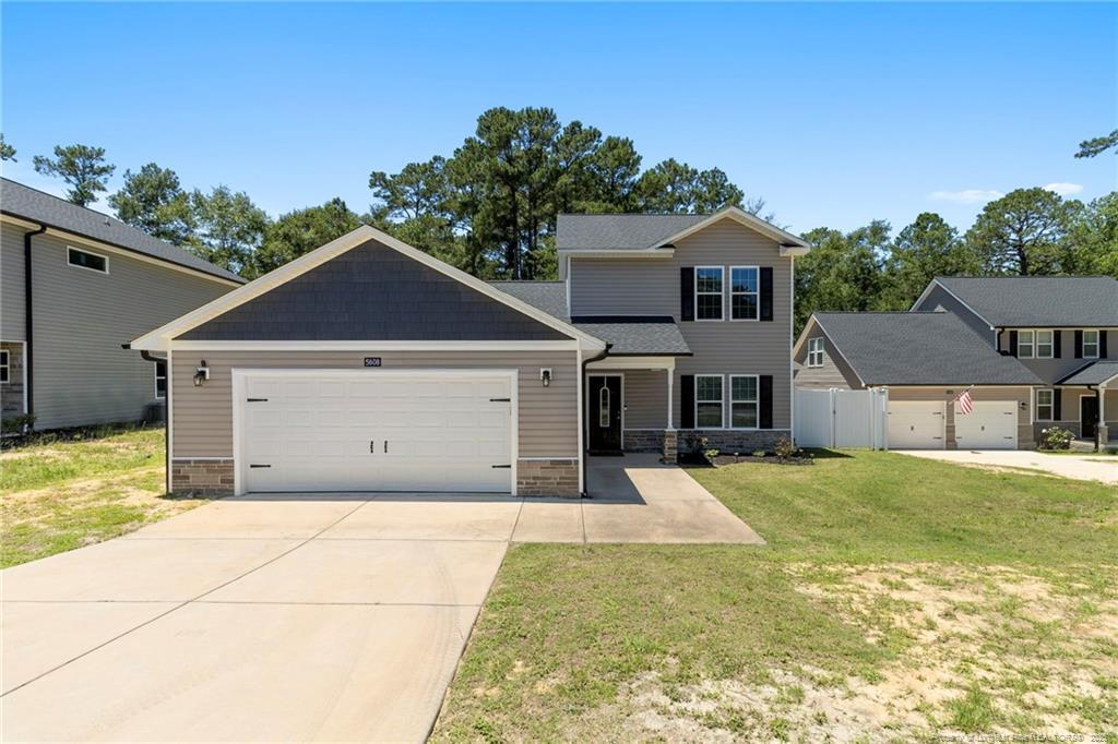 5608 Duncan St in Hope Mills, NC - Building Photo