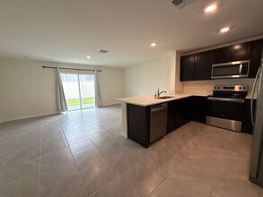 6670 SW 81st Lp in Ocala, FL - Building Photo - Building Photo