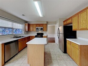 3930 Lake Lanier Dr NW in Duluth, GA - Building Photo - Building Photo