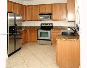 1157 NW 18th Ave in Boca Raton, FL - Building Photo - Building Photo