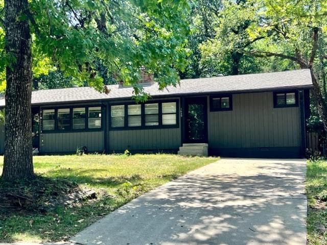 property at 1649 E Hammond St
