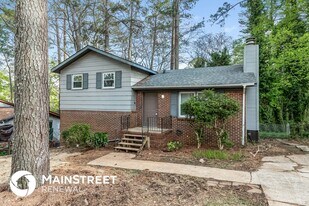 1717 Bobolink Ln NE in Center Point, AL - Building Photo