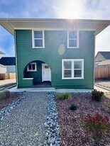 5 Rideout St in Samoa, CA - Building Photo