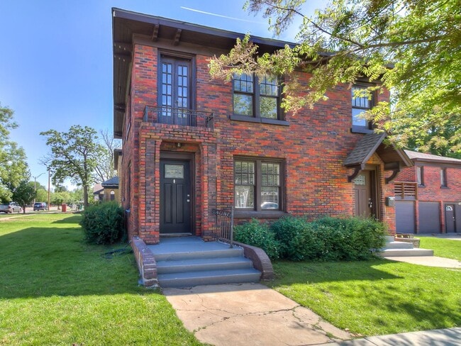 property at 1300 NW 15th St