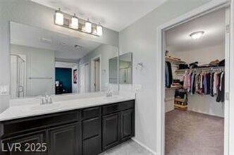 6276 Point Isabel Way in Las Vegas, NV - Building Photo - Building Photo