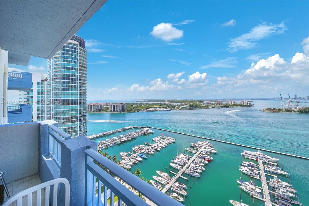 90 Alton Rd, Unit 2604 in Miami Beach, FL - Foto de edificio